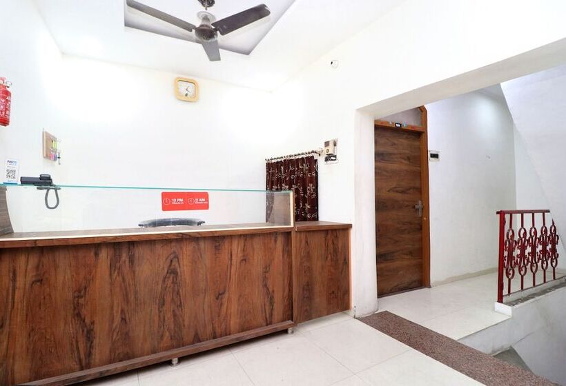 Hotel A One Home Stay By Oyo Rooms
