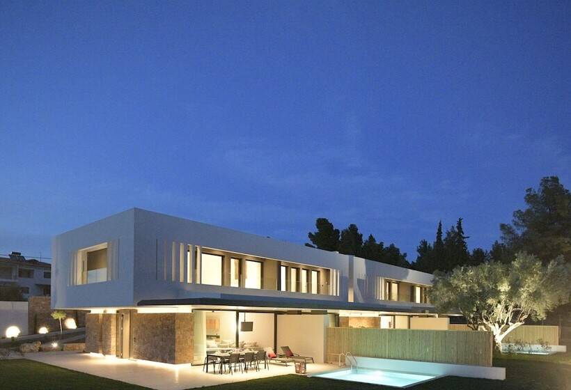 هتل Amantes Villas And Suites