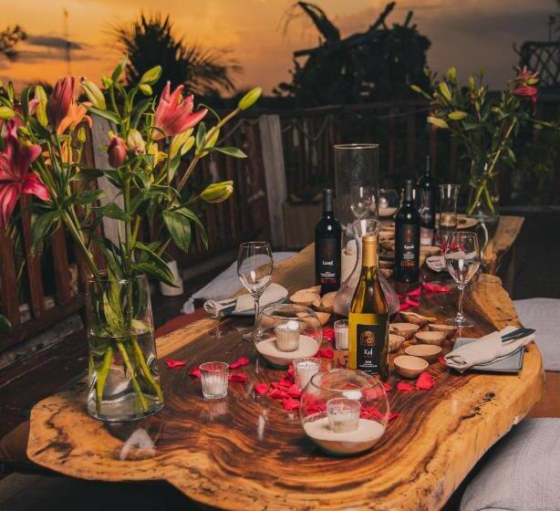فندق Kanan Tulum Treehouse, Rooftop, Beach Club & Spa   Adults Only