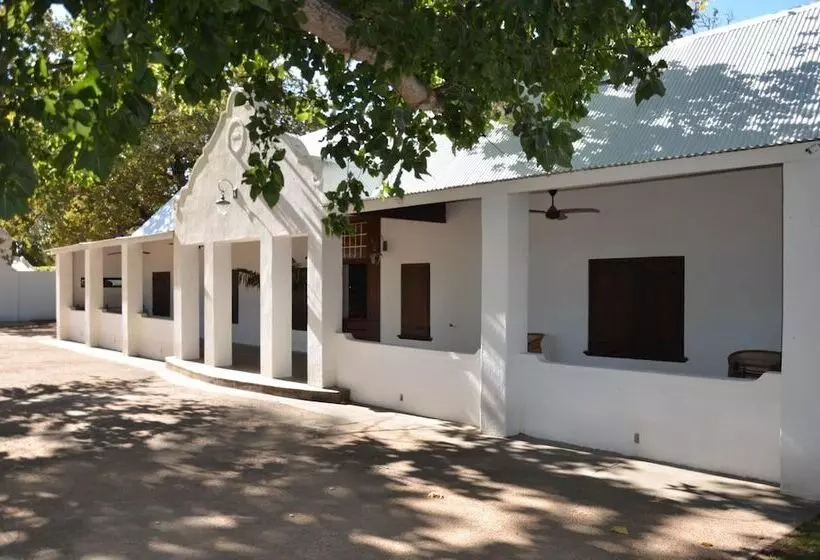 Hotelli La Paris Estate