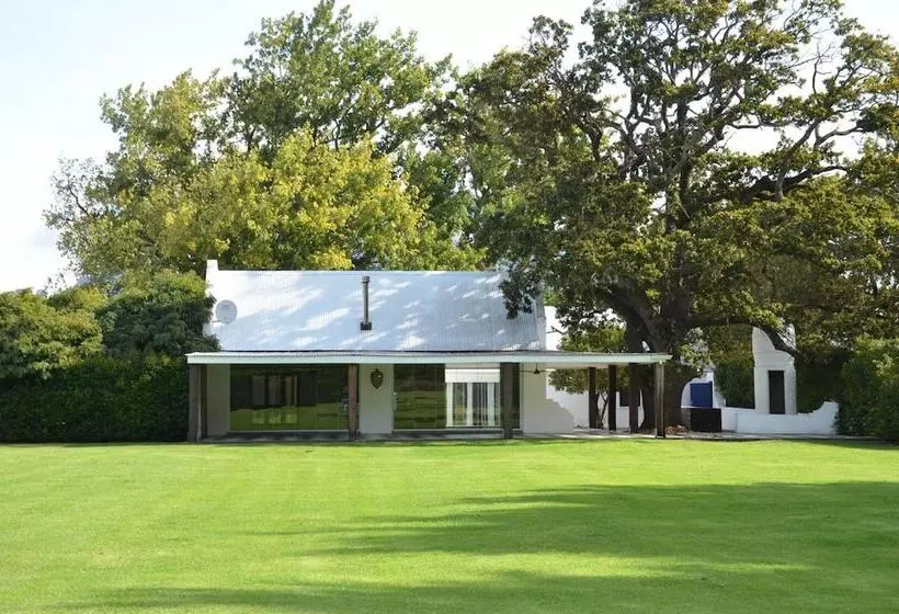 Hotelli La Paris Estate