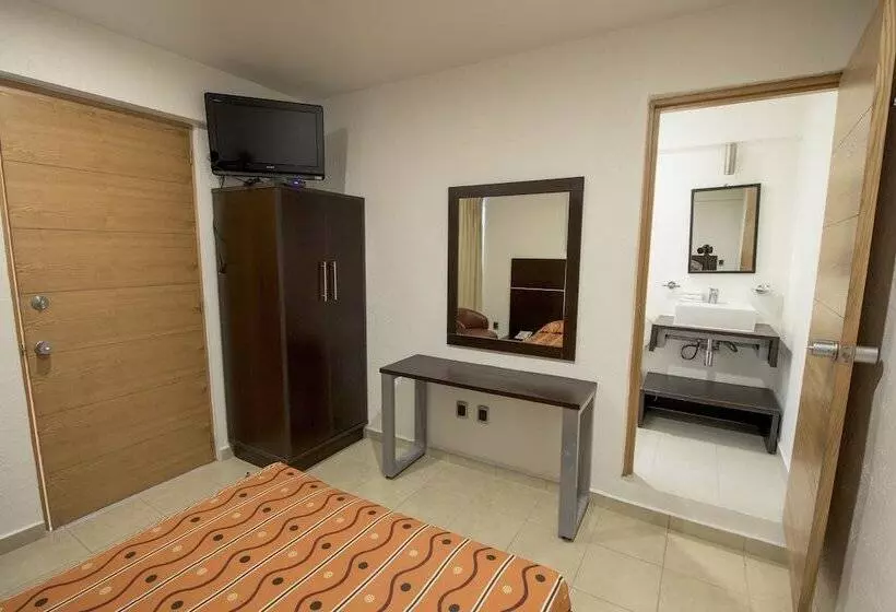 هتل Oaxaca Inn Express