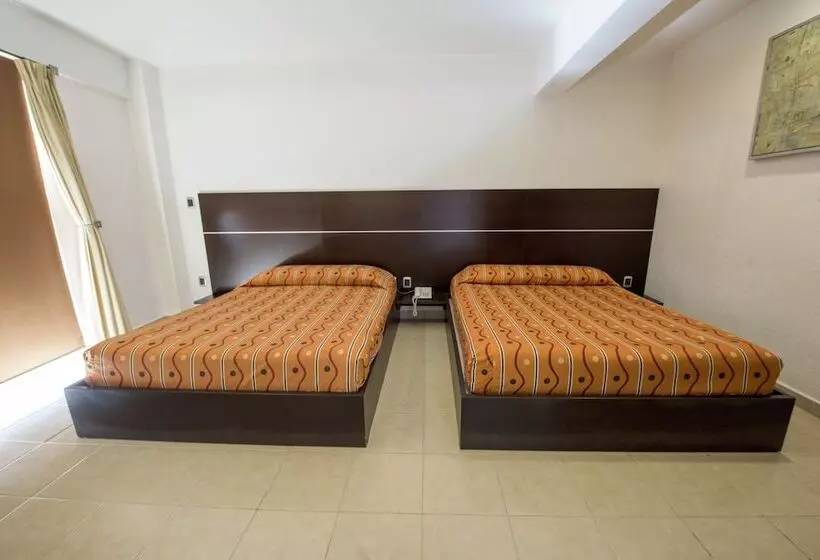 هتل Oaxaca Inn Express