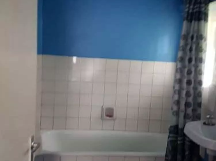 هتل Rays Place