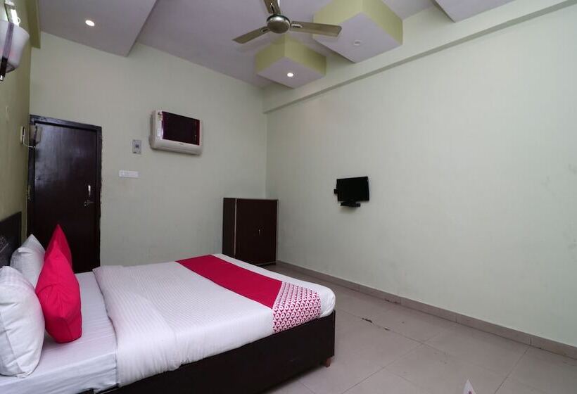 ホテル The Rohtak Hyatt By Oyo Rooms