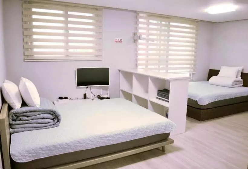 Marina Residence