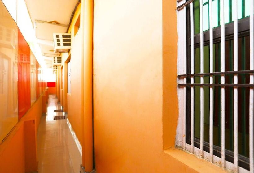 Oyo 16362 Hotel Ashiyana