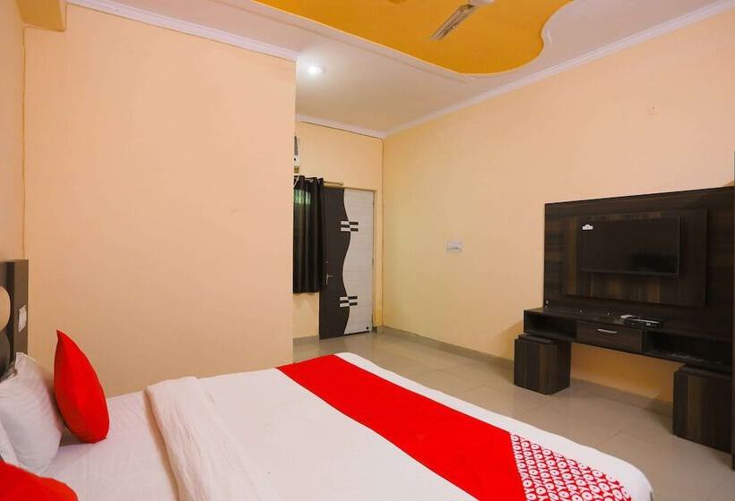 Oyo 16362 Hotel Ashiyana