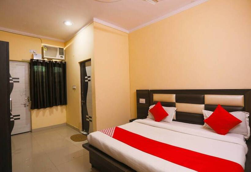 Oyo 16362 Hotel Ashiyana