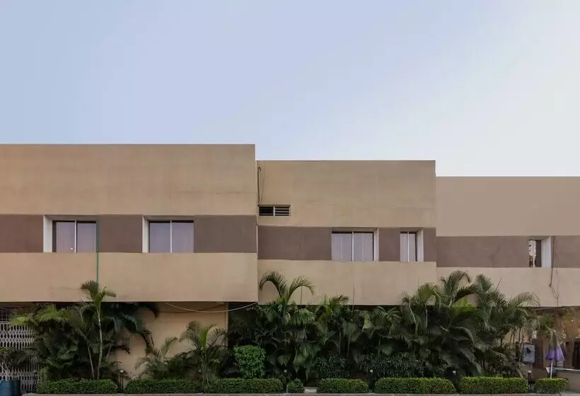 Reddy's Hotel By Oyo Rooms