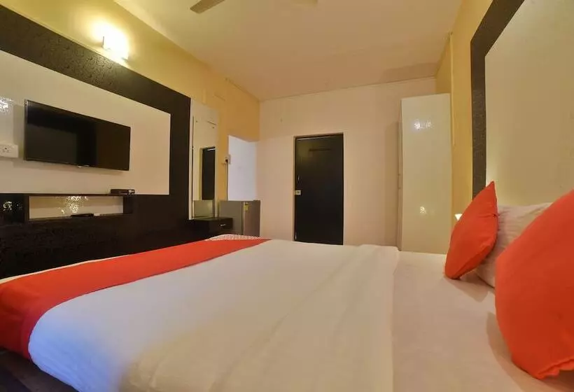 Reddy's Hotel By Oyo Rooms
