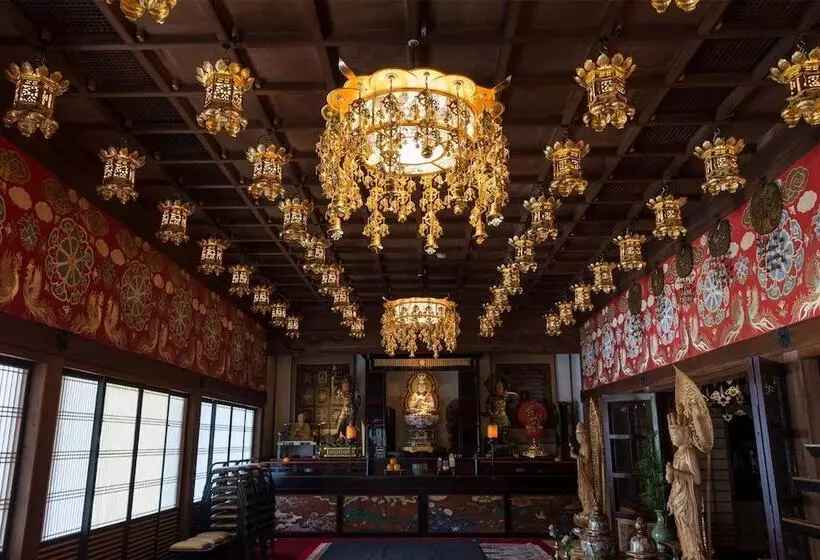 旅館 Koyasan Sainan In