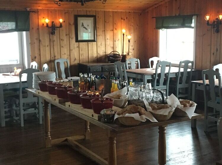 ベッドアンドブレックファースト Lifjellstua