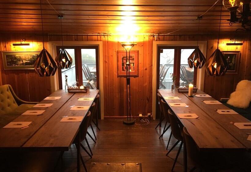 ベッドアンドブレックファースト Lifjellstua