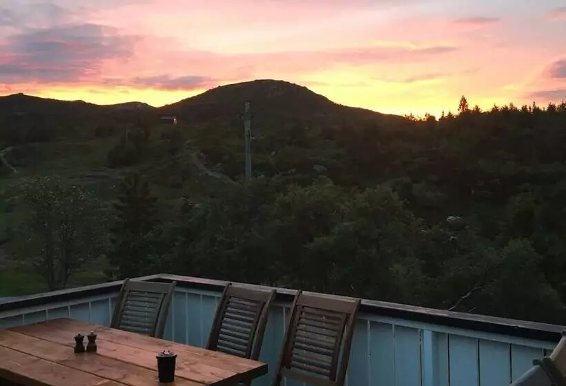 ベッドアンドブレックファースト Lifjellstua