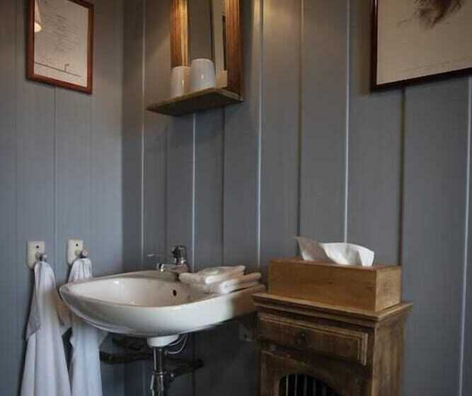 ベッドアンドブレックファースト Lifjellstua