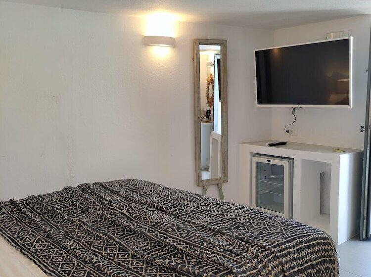 Bohemian Luxury Boutique Hotel   Adults Only