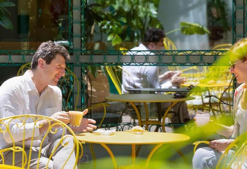 Szálloda Ibis Styles Athens Routes