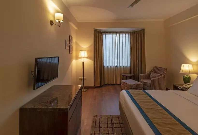 Hotelli 8fold By Larisa, Shimla