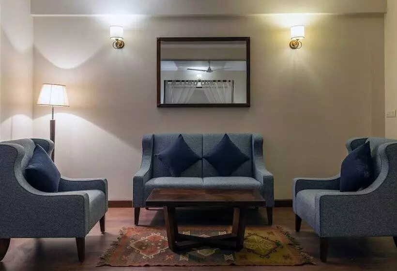 Hotelli 8fold By Larisa, Shimla