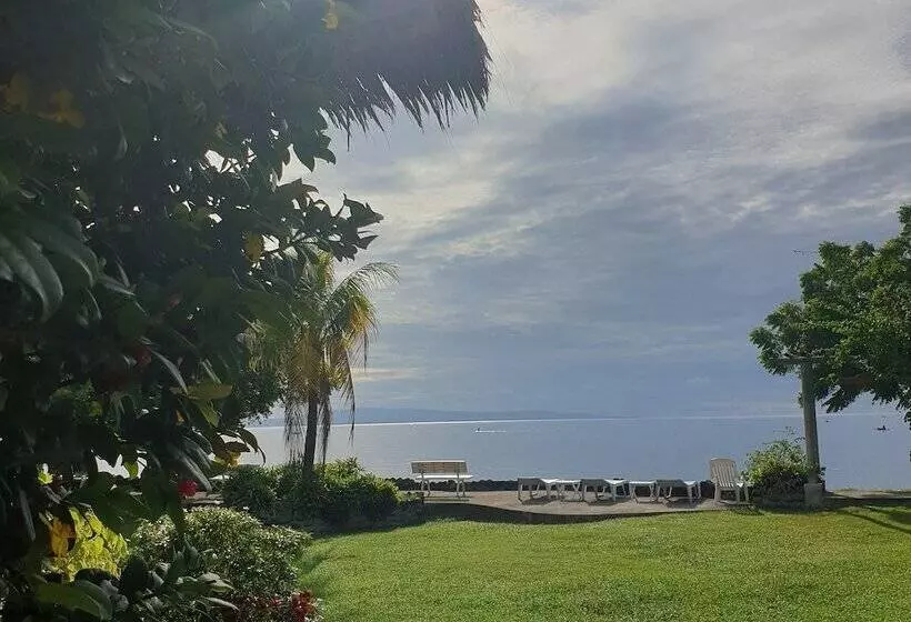 Hotelli Liquid Dive Resort