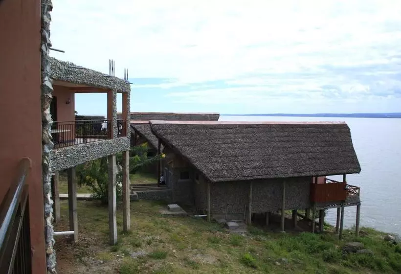 هتل Milimani Beach Resort