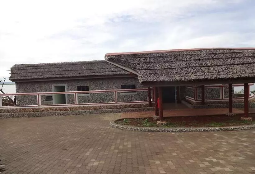 هتل Milimani Beach Resort