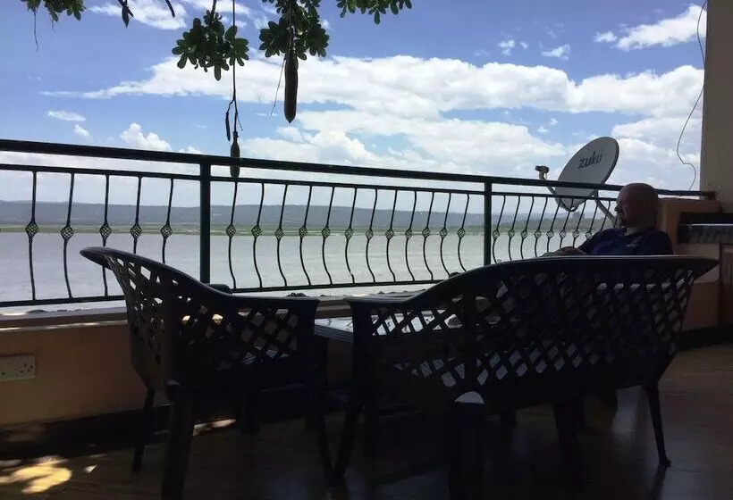 هتل Milimani Beach Resort