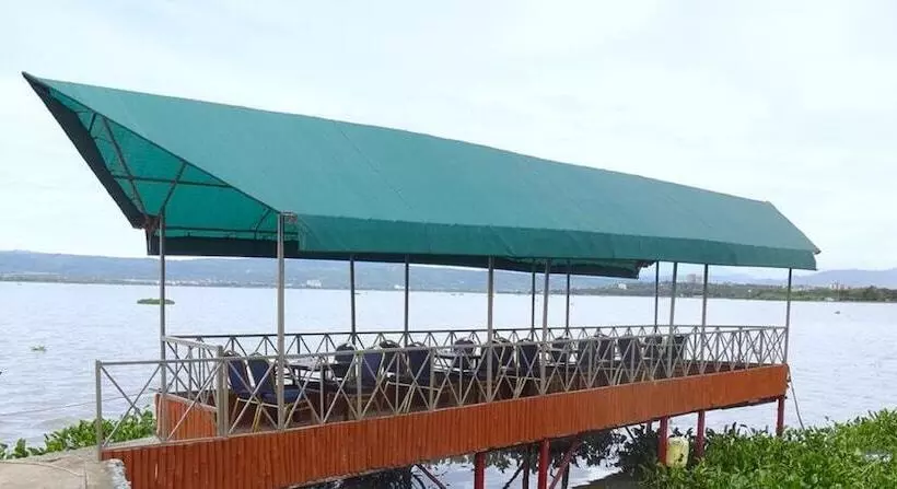 هتل Milimani Beach Resort