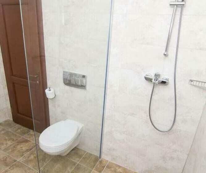 پانسیون Continental Boutique Rooms