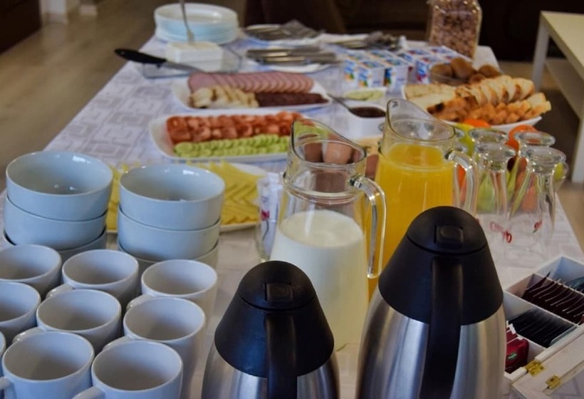 پانسیون Continental Boutique Rooms