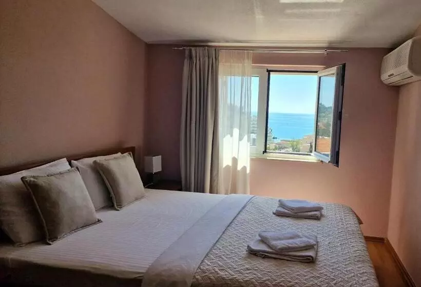 Vila Lena