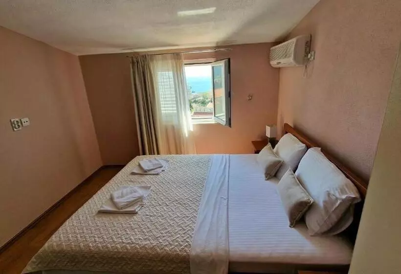 Vila Lena