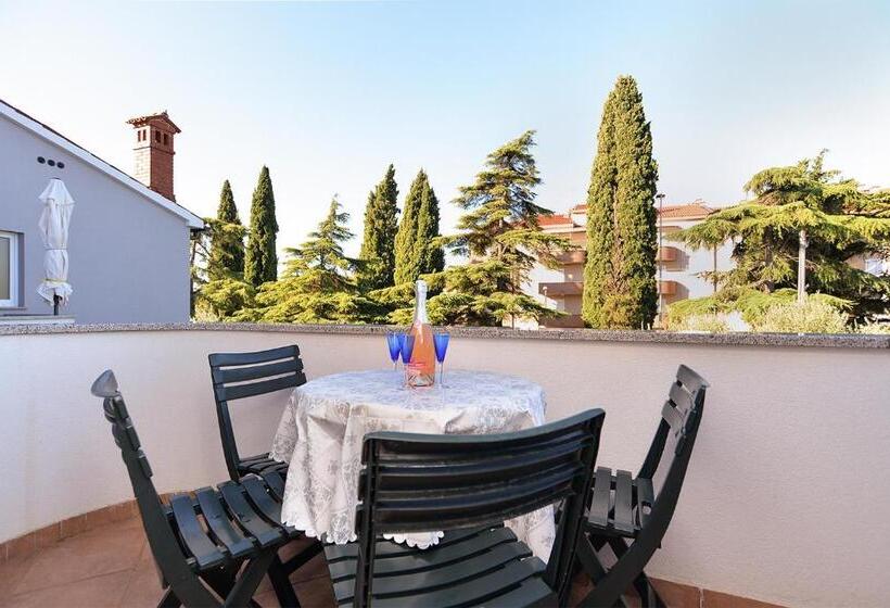 Apartments Elizabeta 1701