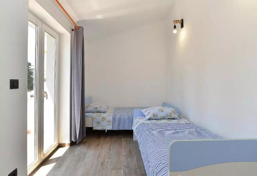 Apartments Elizabeta 1701