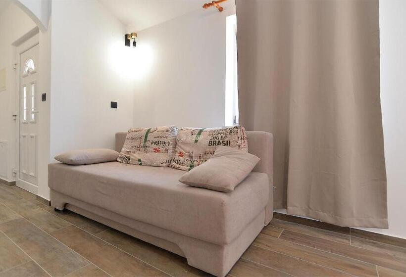 Apartments Elizabeta 1701