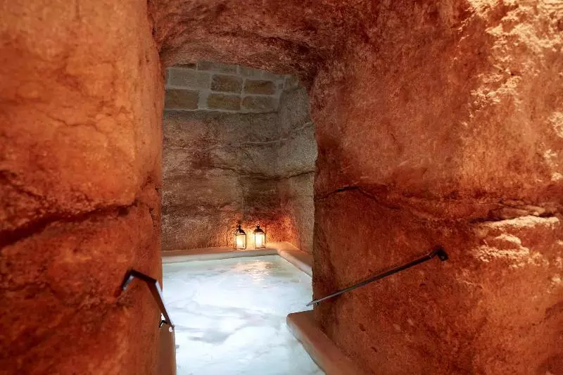 تختخواب و صبحانه Musae Relais & Spa