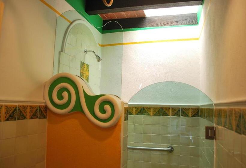 تختخواب و صبحانه Sanbernabé Tres