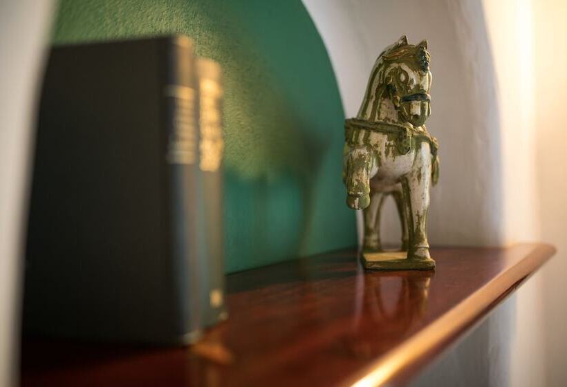 تختخواب و صبحانه Sanbernabé Tres