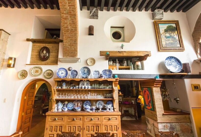 تختخواب و صبحانه Sanbernabé Tres