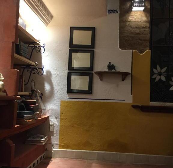 تختخواب و صبحانه Sanbernabé Tres