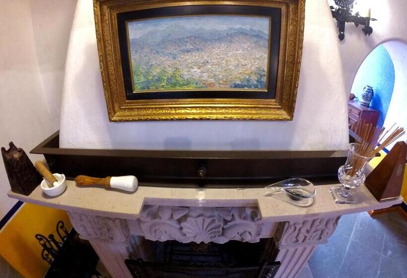 تختخواب و صبحانه Sanbernabé Tres