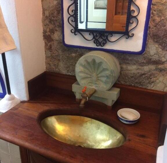 تختخواب و صبحانه Sanbernabé Tres