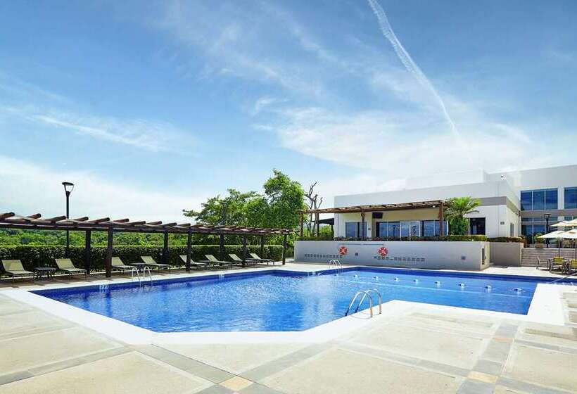 هتل Doubletree By Hilton Managua