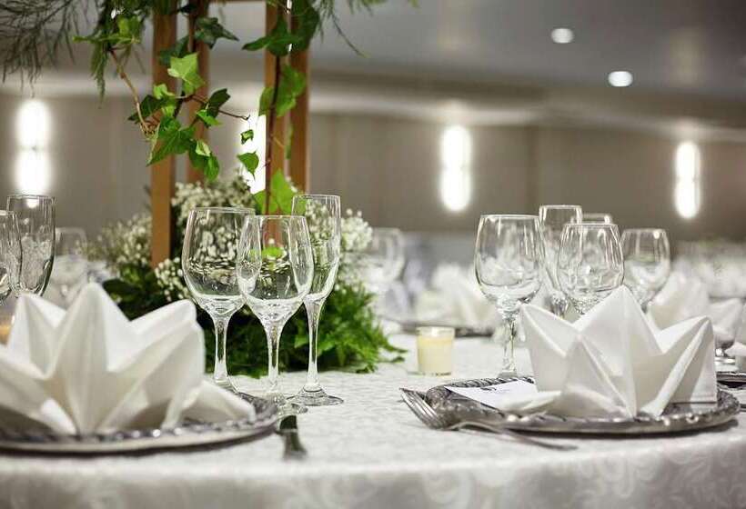 هتل Doubletree By Hilton Managua