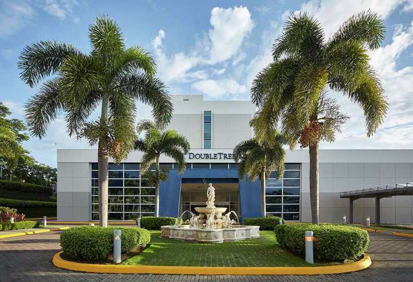 هتل Doubletree By Hilton Managua