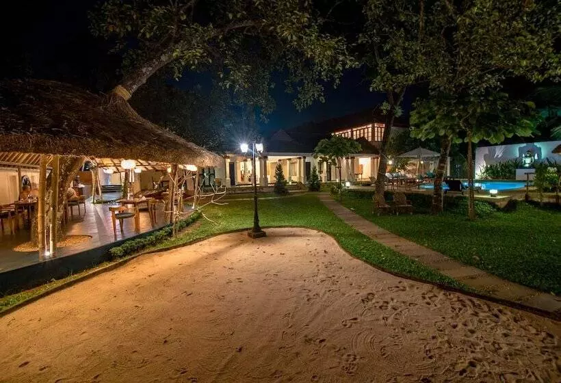 Flamingo Boutique Hotel & Ayurvedic Spa