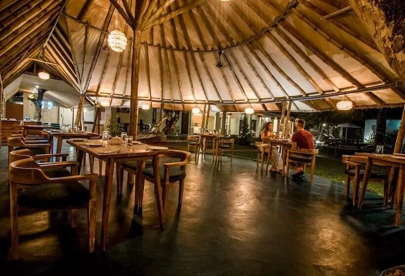 Flamingo Boutique Hotel & Ayurvedic Spa