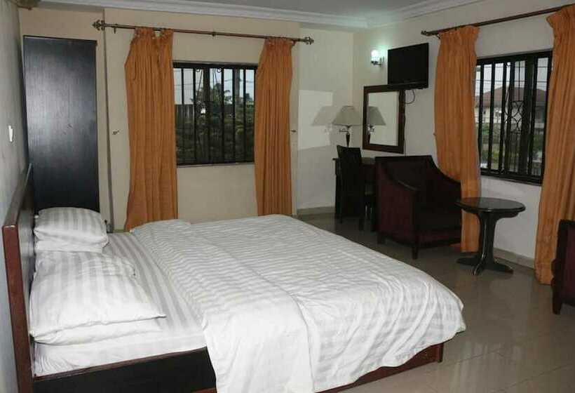 هتل Michelle Suites