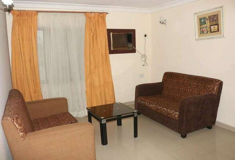 هتل Michelle Suites